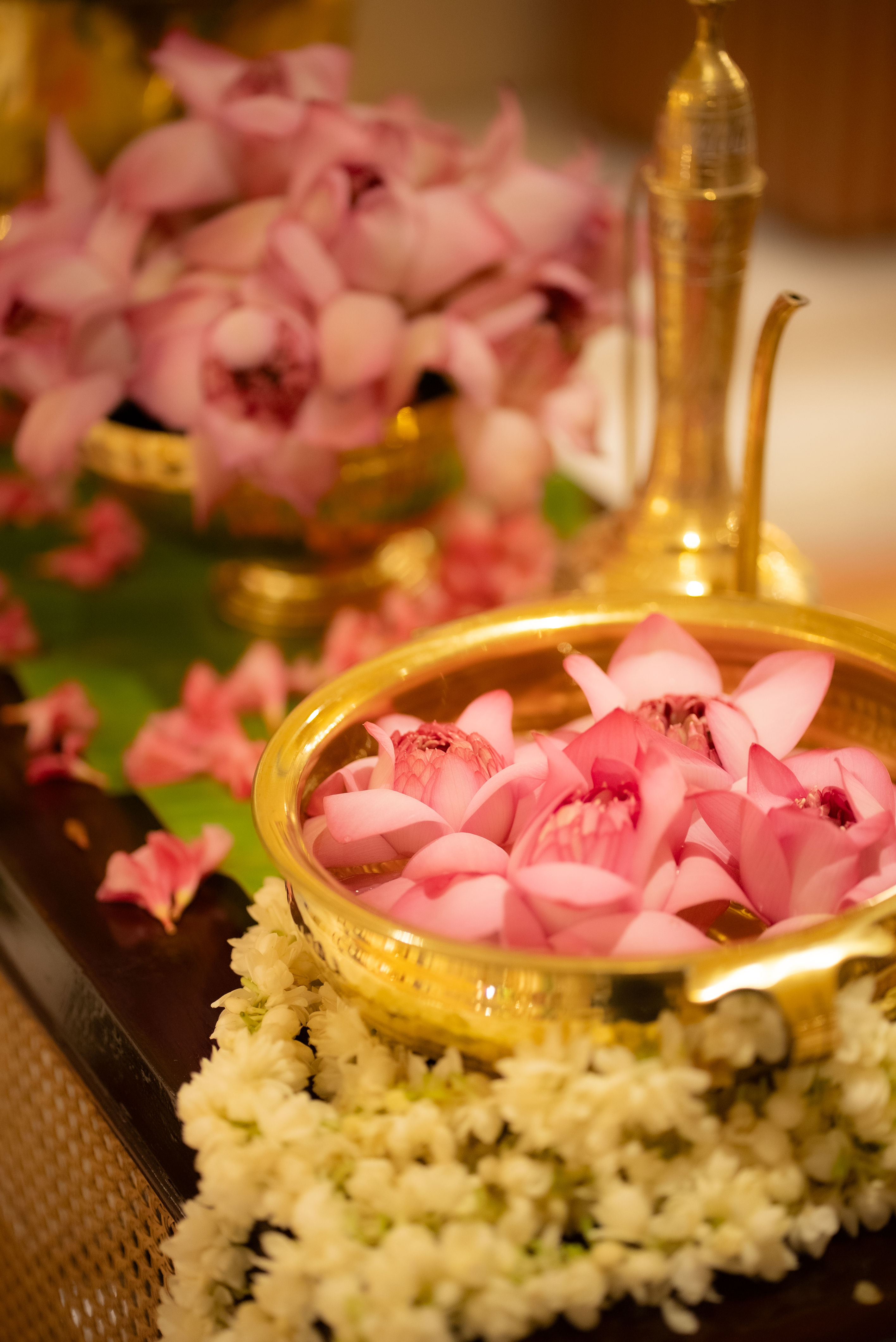 pink lotus decor
